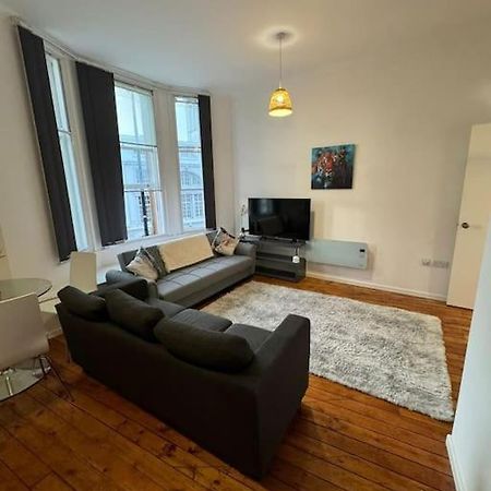 Sleep 6 -Sheffield-George Street Gs202 Apartment Exterior photo