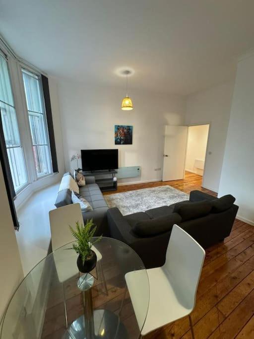 Sleep 6 -Sheffield-George Street Gs202 Apartment Exterior photo
